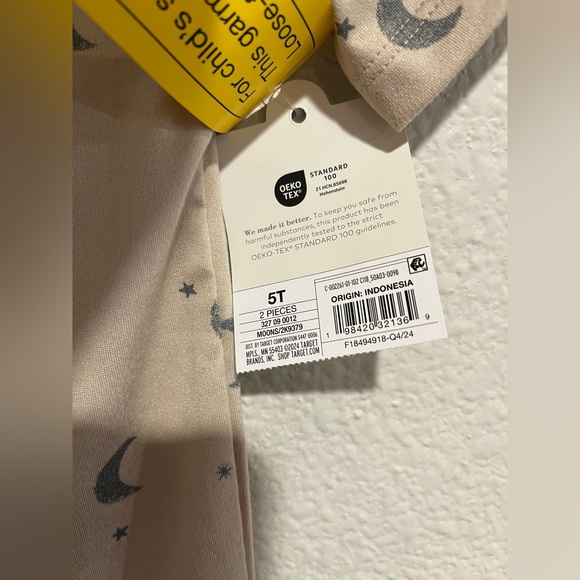 Cloud Island Toddler Moon & Stars Two Piece Pajama Set Tan Oeko Tex Size 5T - Picture 6 of 8